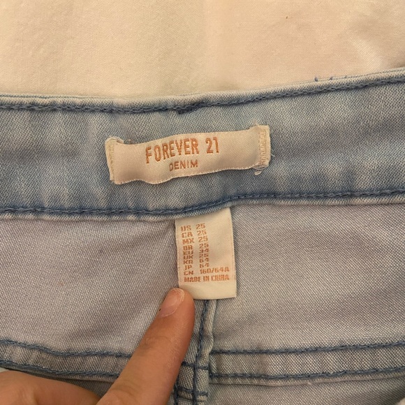 🐬Forever 21 skinny jeans - Picture 3 of 4